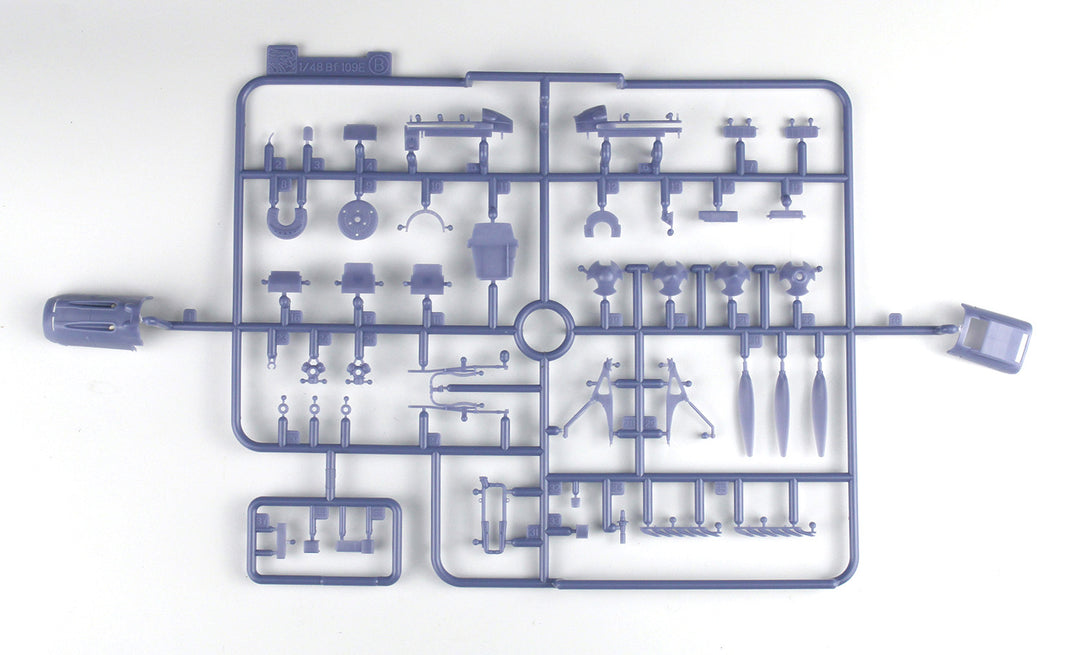 1/48 WW.II ドイツ軍 メッサーシュミットBf109 E-4 3Dプリントエンジン/フレーム塗装済みキャノピー/迷彩塗装デカール付属