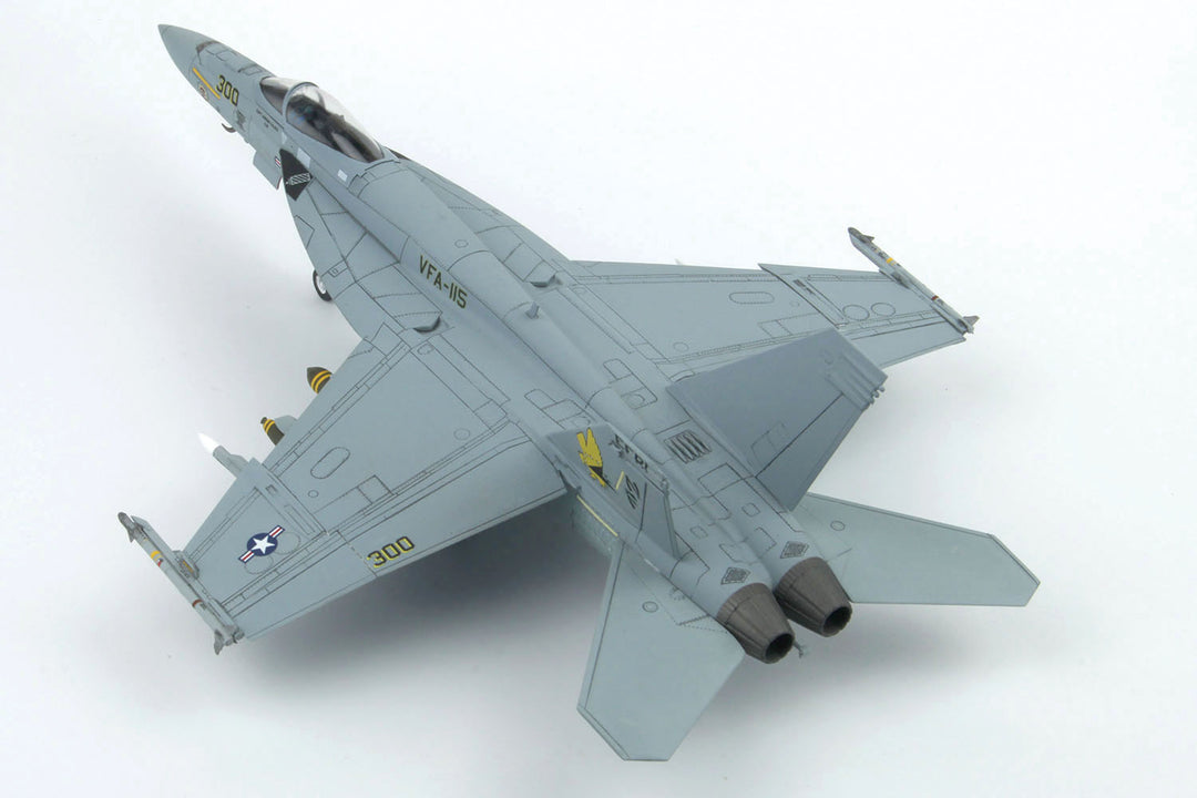 1/72 アメリカ海軍 艦上戦闘機 F/A-18E スーパーホーネット VFA-115 イーグルス マスキングシール付属