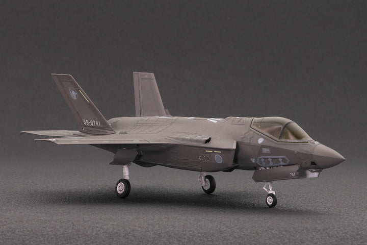 1/72 航空自衛隊 F-35A ライトニングII 第303飛行隊 専用エッチングパーツ付属