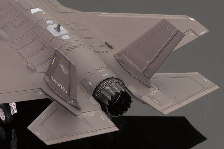 1/72 航空自衛隊 F-35A ライトニングII 第303飛行隊 専用エッチングパーツ付属