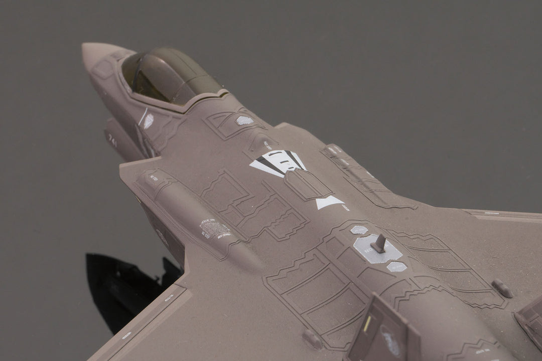 1/72 航空自衛隊 F-35A ライトニングII 第303飛行隊 専用エッチングパーツ付属