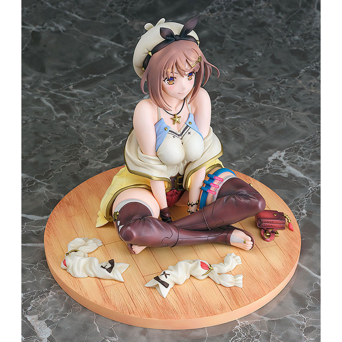 ライザ(ライザリン・シュタウト) 1/6スケール – SOOTANG HOBBY