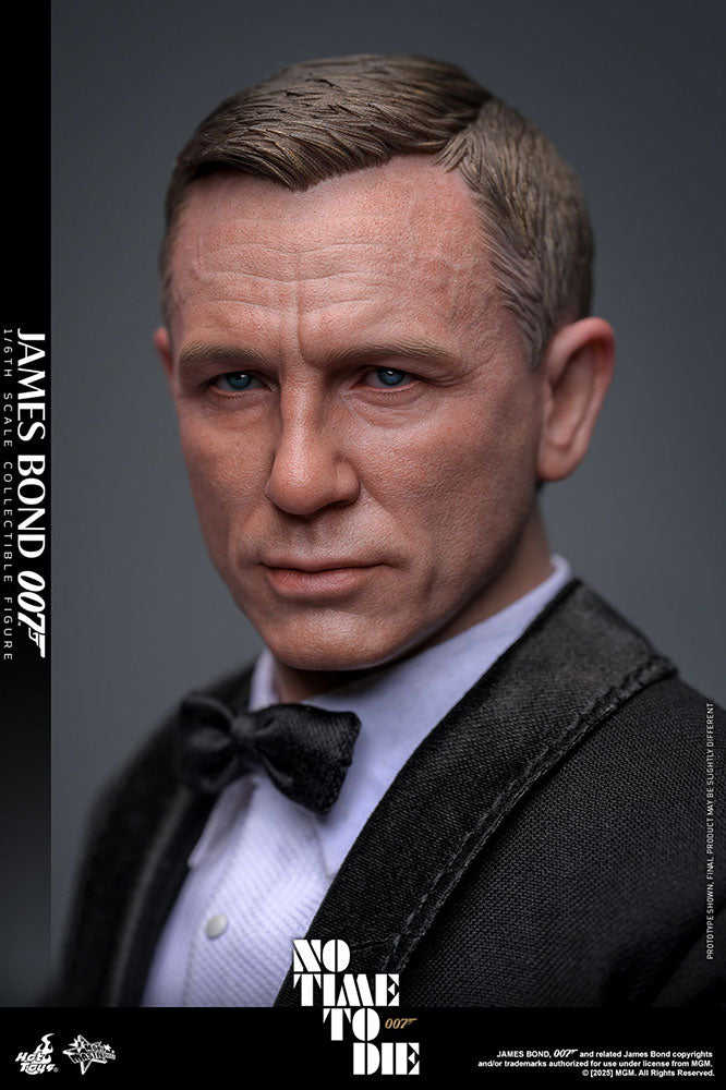 ムービー・マスターピース ジェームズ・ボンド 1/6スケール