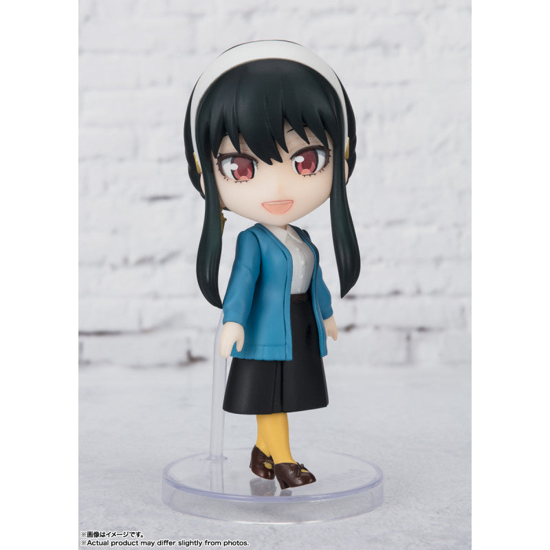 Figuarts mini ヨル・フォージャー -おでけけこーで-