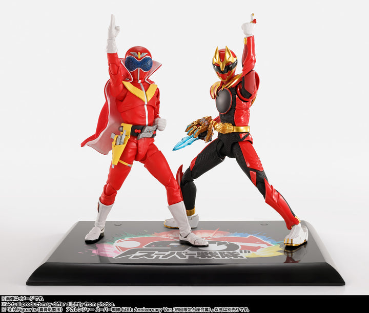 S.H.Figuarts(真骨彫製法) アカレンジャー スーパー戦隊 50th Anniversary Ver.（初回限定台座付属）