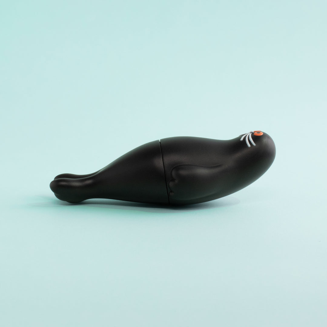 アザラシ / BLACK