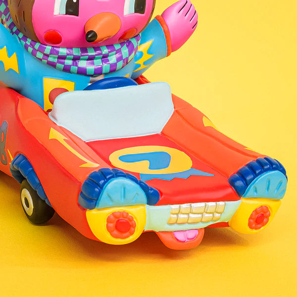 SUNDAY BEAR RED CAR / Rob Kidney