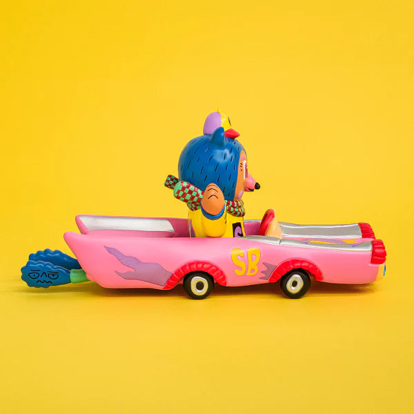 SUNDAY BEAR PINK CAR / Rob Kidney