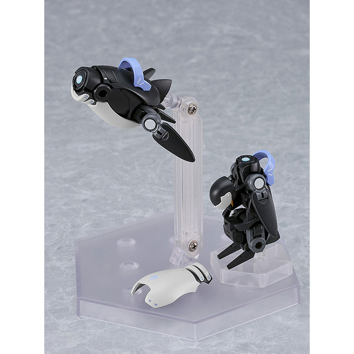 ACT MODE NAVY FIELD ティア & Type Penguin ノンスケール プラスチック製 塗装済み可動フィギュア &  組み立て式プラモデル