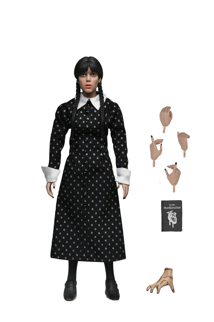 ウェンズデー・アダムス 8インチ アクションドール クラシックドレス