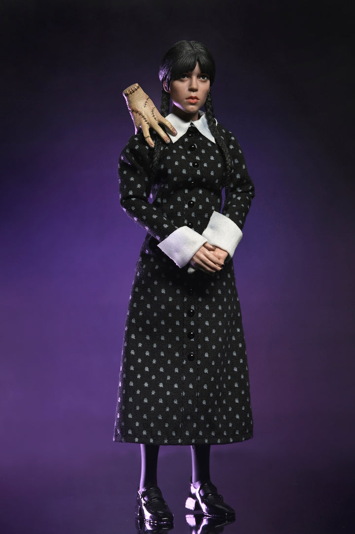 ウェンズデー・アダムス 8インチ アクションドール クラシックドレス ver