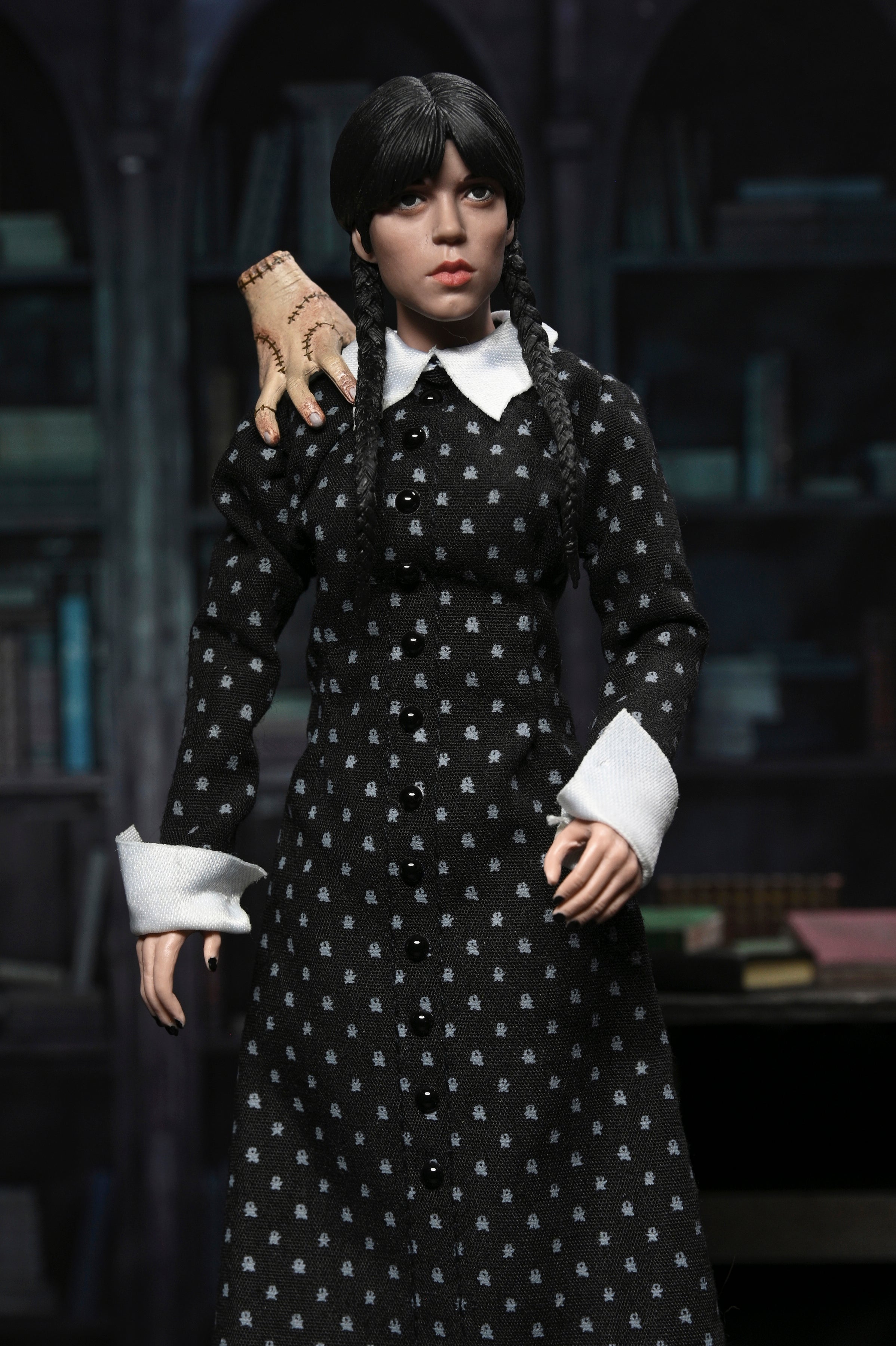 NECA ウェンズデー（クラシックドレス ver.）8インチ アクションドール ウェンズデー・アダムス 8インチ アクションドール クラシックドレス