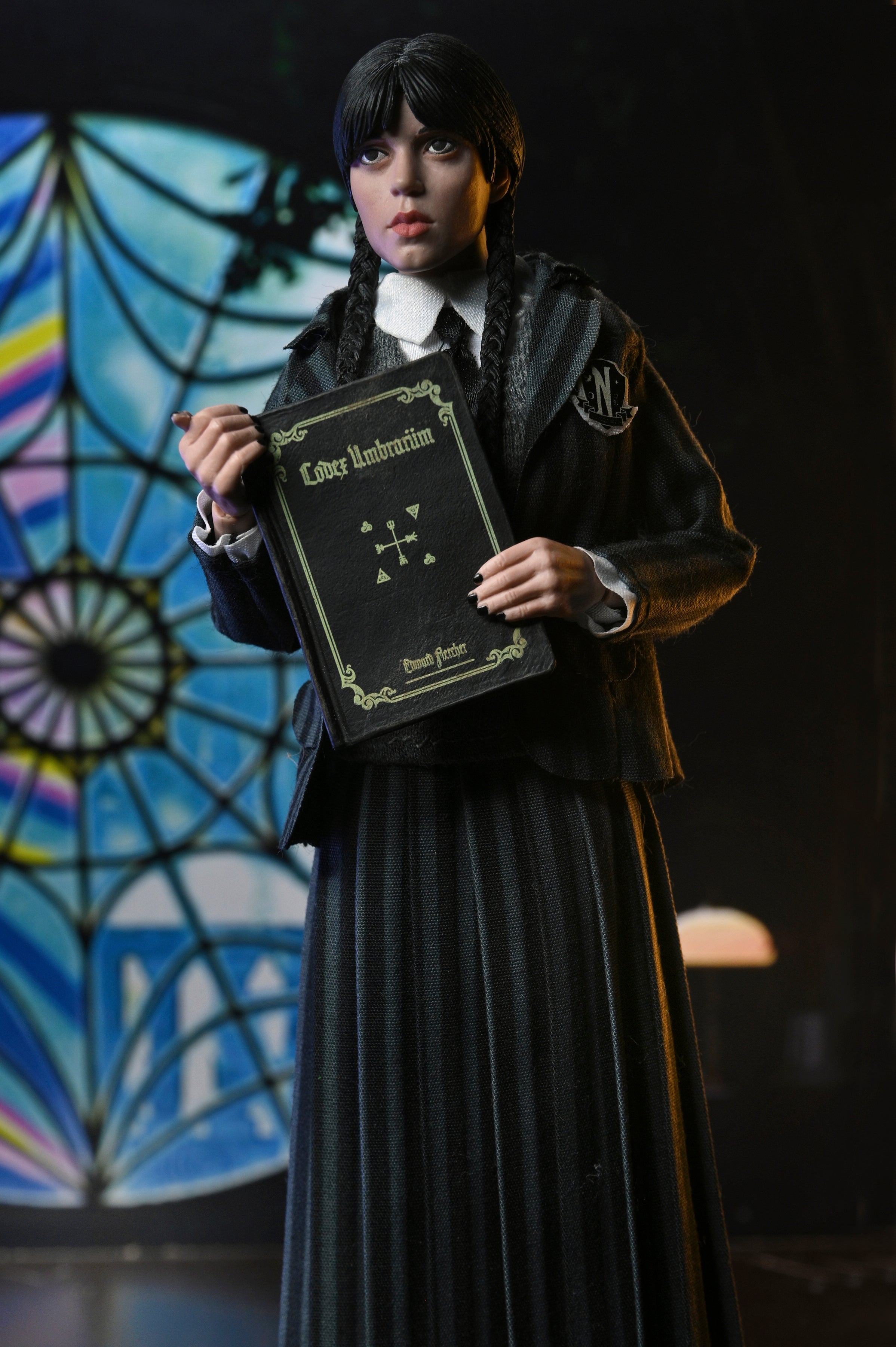 ウェンズデー・アダムス＆イーニッド・シンクレア 8インチ アクション