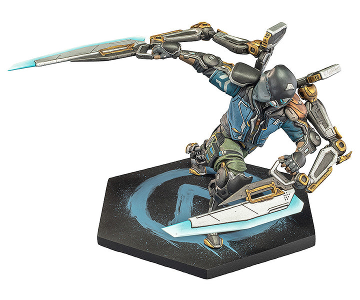 ラファ ノンスケールフィギュア