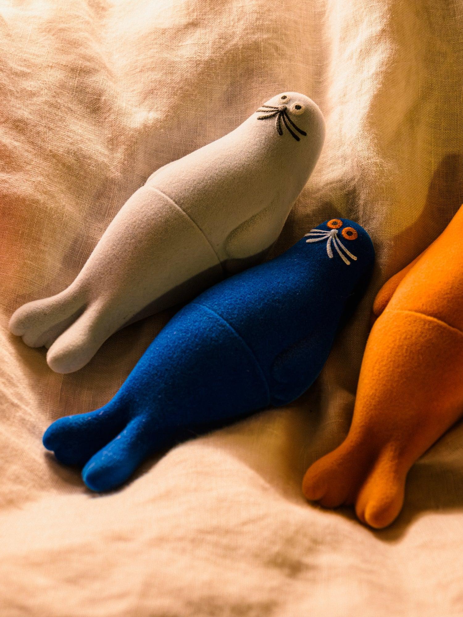 アザラシ / GRAY FLOCKY – SOOTANG HOBBY