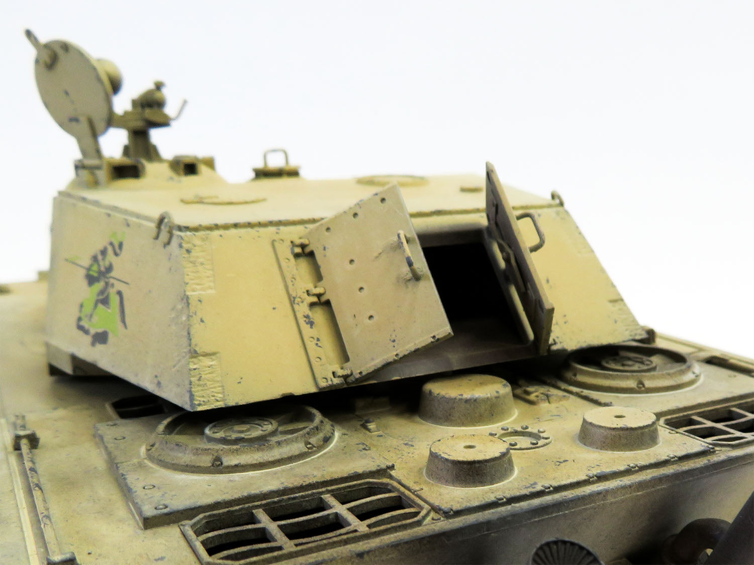 1/35 超重戦車 E-100 G型 52口径 10.5cm連装砲 