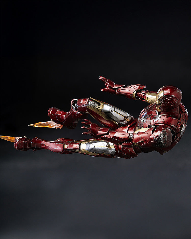 DLX アイアンマン・マーク7（バトルダメージ） 1/12スケール