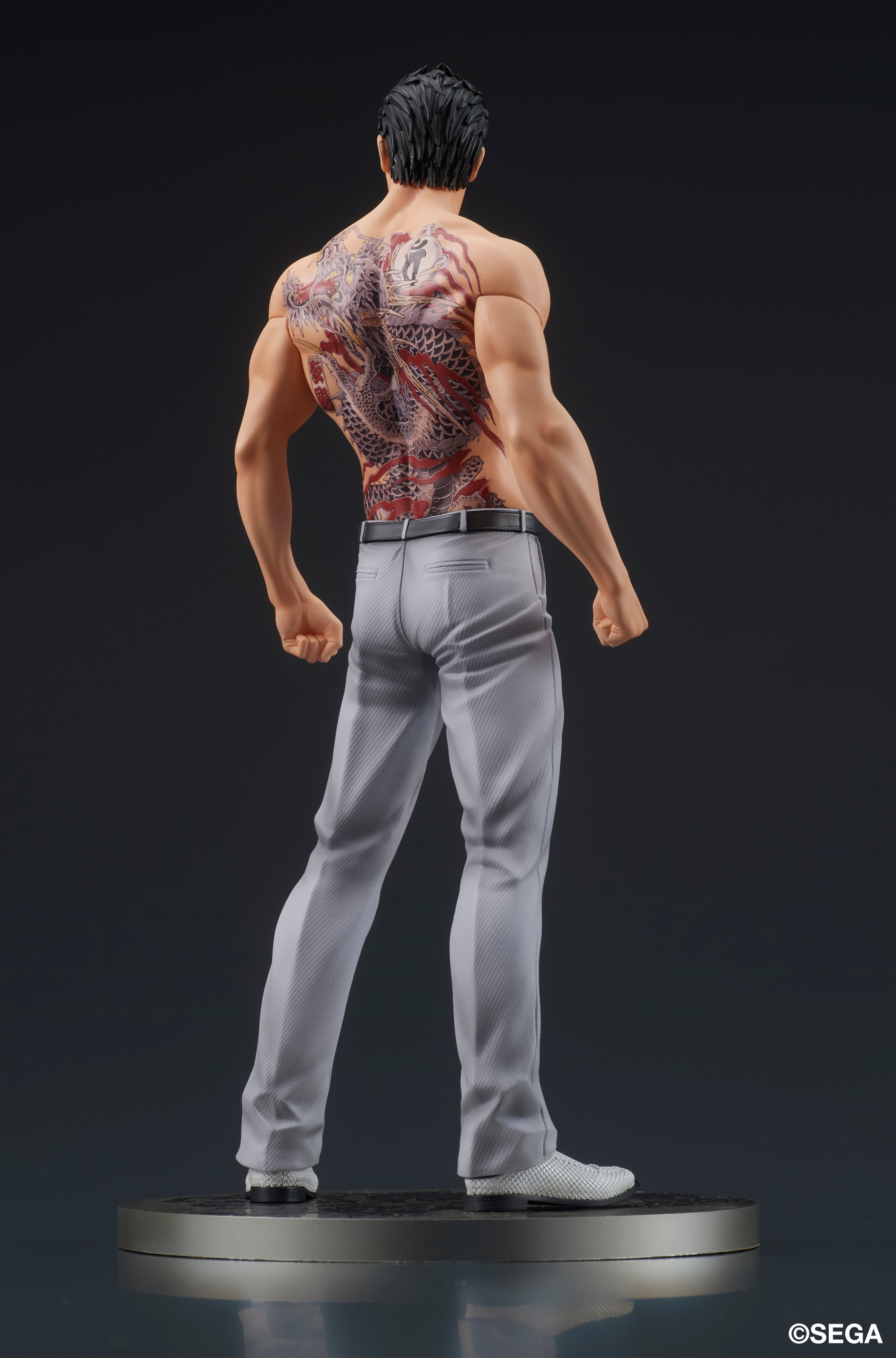 馬と騎手のフィギュア付きデカンタ DIGSTA 桐生一馬-激闘- – SOOTANG HOBBY