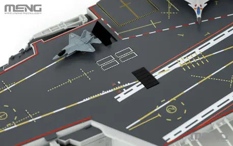 1/700 中国人民解放軍海軍 航空母艦 遼寧 (塗装済みバージョン)