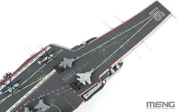 1/700 中国人民解放軍海軍 航空母艦 遼寧 (塗装済みバージョン)