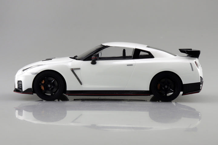 1/24 楽プラ スナップカー R35 NISSAN GT-R NISMO 2017 ブリリアントホワイトパール