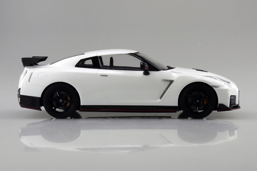 1/24 楽プラ スナップカー R35 NISSAN GT-R NISMO 2017 ブリリアントホワイトパール