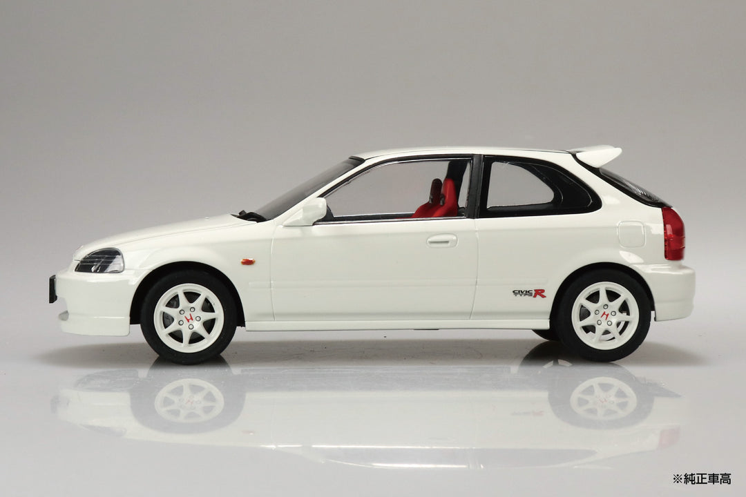 1/24 楽プラ スナップカー EK9 シビック タイプR 1997 チャンピオンシップホワイト