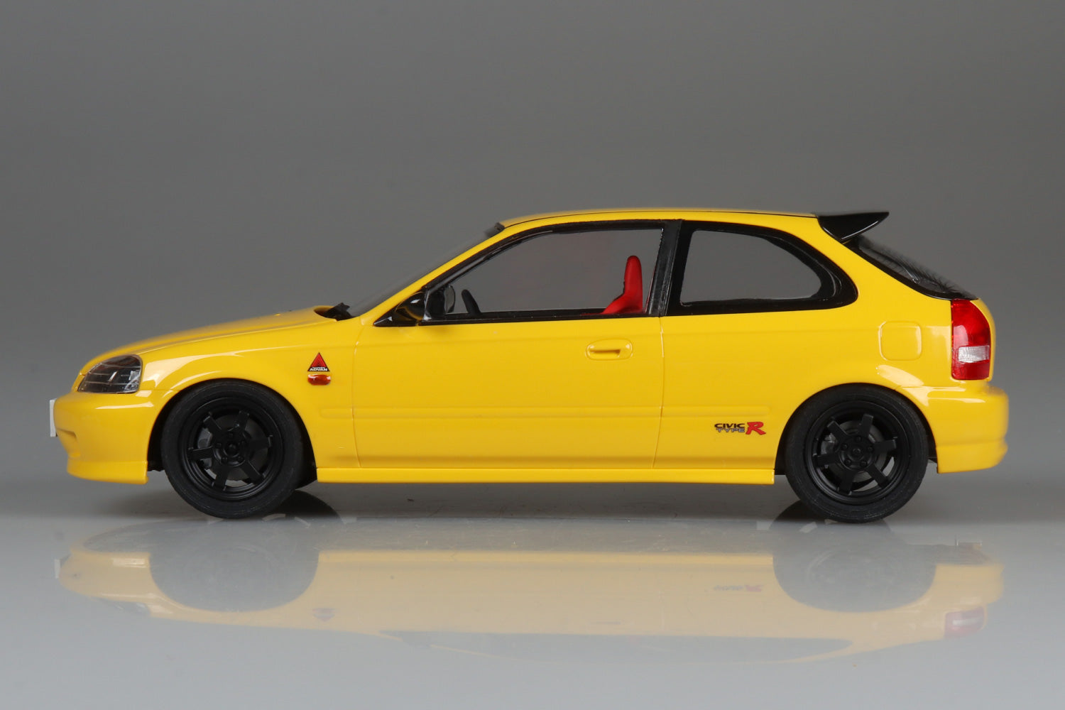 書類付きフレーム EK2 シビック 1/24 頭文字D 二宮 大輝 EK9 シビック タイプR – SOOTANG HOBBY