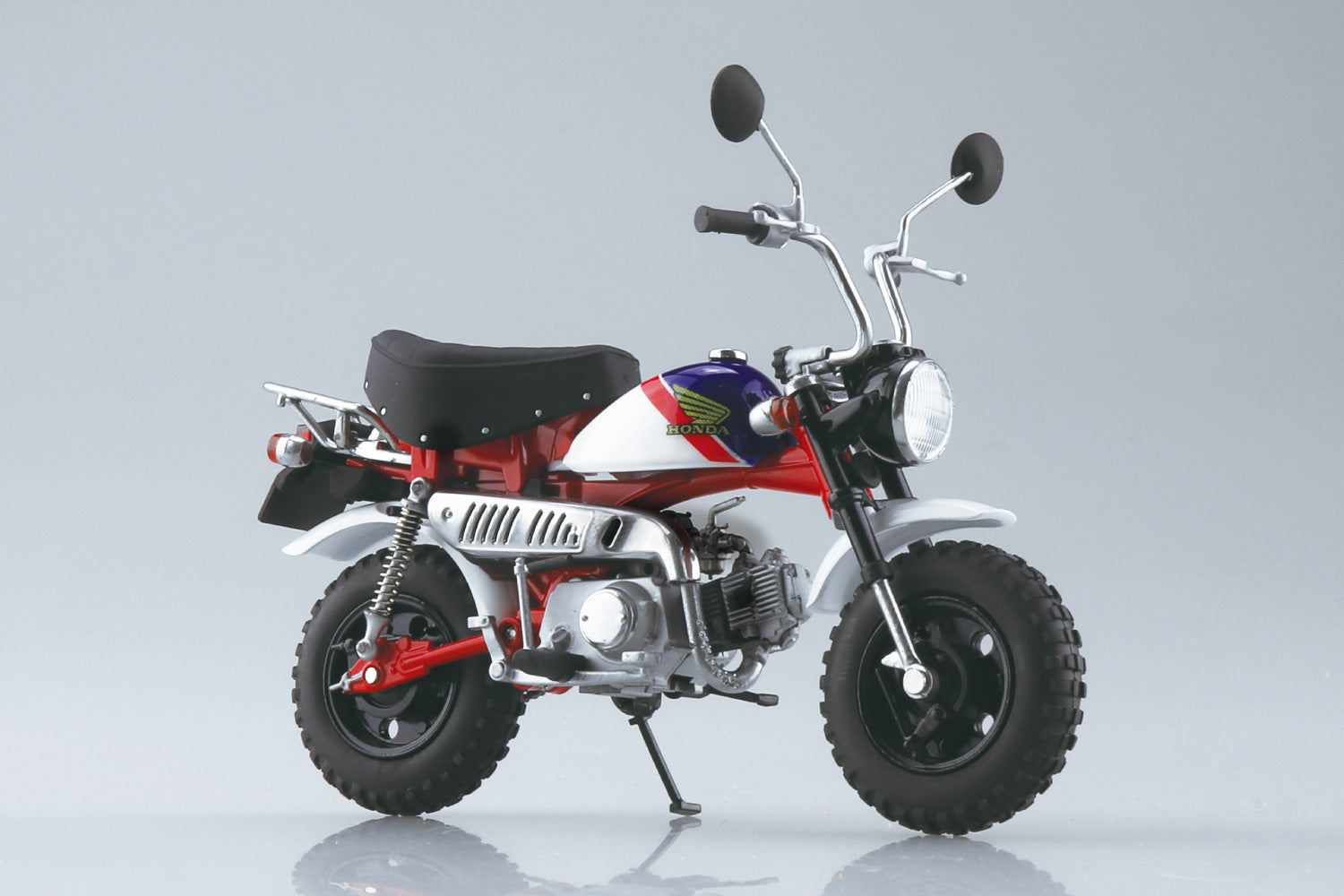 1/12 完成品バイク Honda モンキー・スペシャル シャスタホワイト