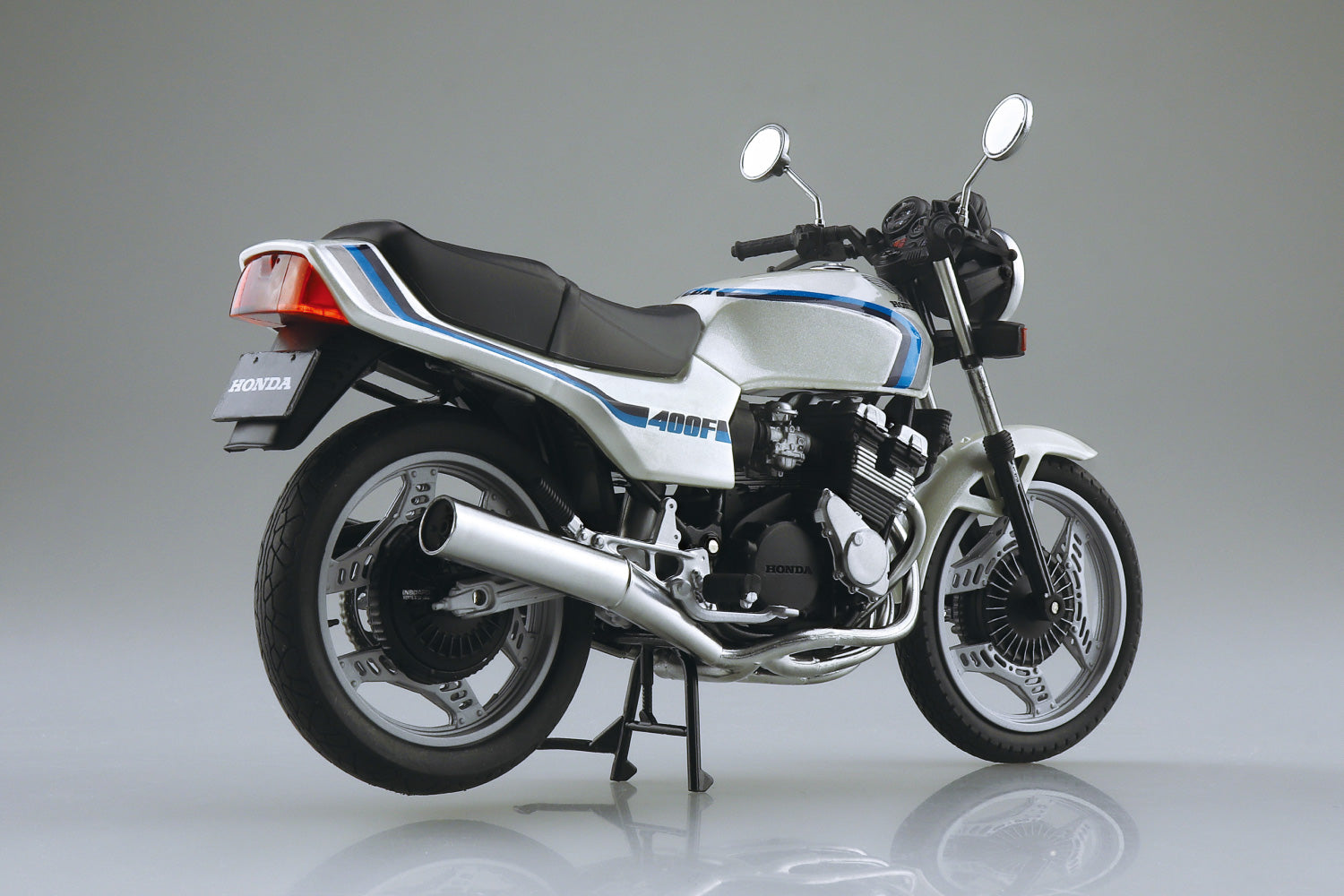 1/12 完成品バイク Honda CBX400F パールシェルホワイト (CBX550F Ver