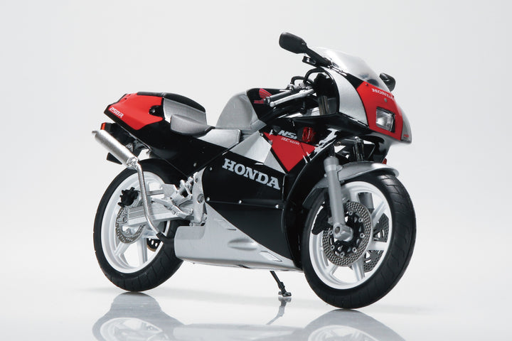 1/12 完成品バイク Honda NSR250R '89 ブラック×シードシルバーメタリック