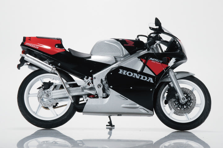 1/12 完成品バイク Honda NSR250R '89 ブラック×シードシルバーメタリック