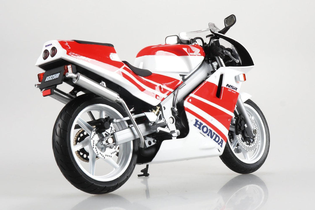 1/12 完成品バイク Honda NSR250R '89 ロスホワイト×ファイティングレッド