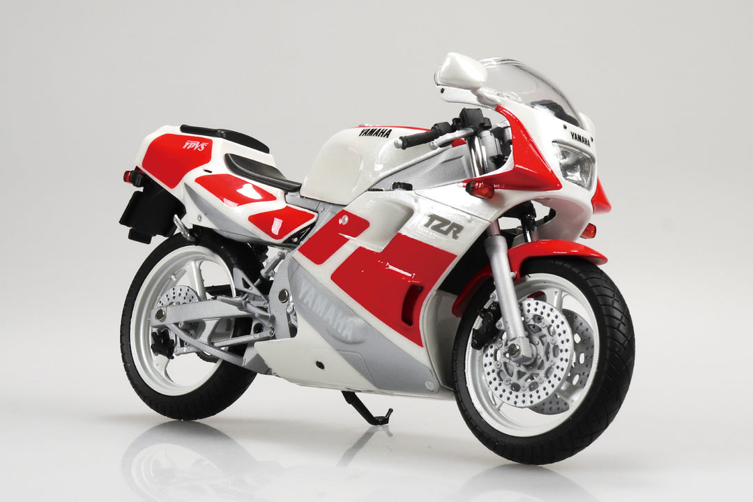1/12 完成品バイク Yamaha TZR250 '89 シルキーホワイト/ファインレッド
