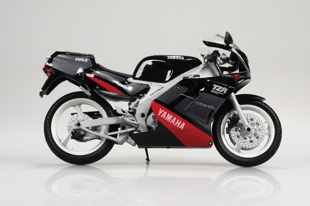 1/12 完成品バイク Yamaha TZR250 '89 ブイマックスブルー/スターシルバー
