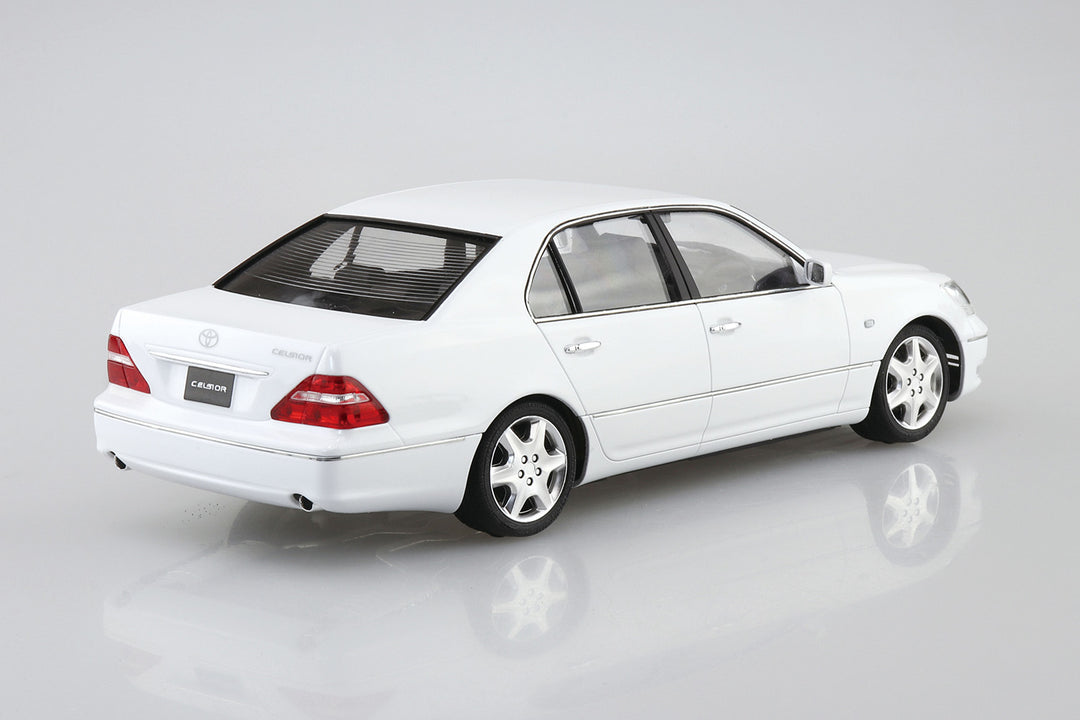 1/24 ザ・モデルカー 1/24 トヨタ UCF31 セルシオ '05
