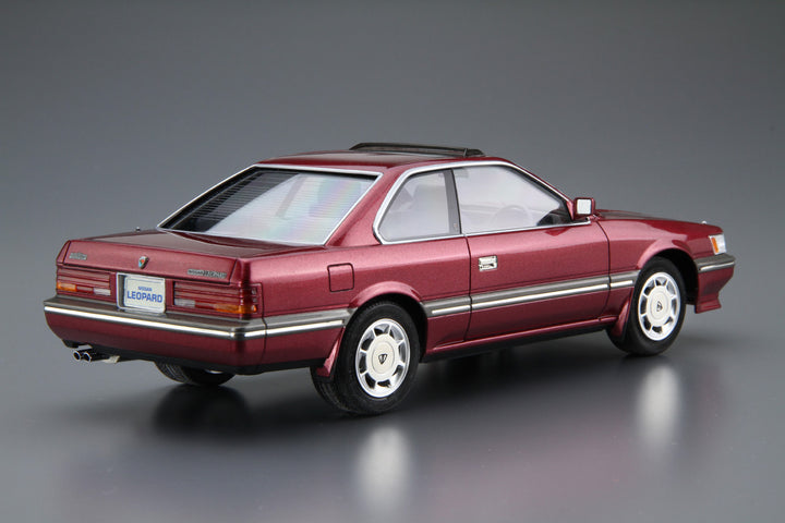 1/24 ザ・モデルカー 1/24 ニッサン UF31 レパード3.0アルティマ '86