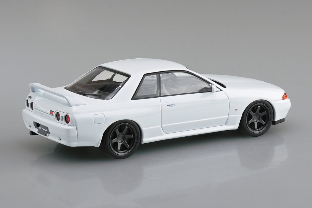 1/32 楽プラ スナップキット ニッサン R32スカイラインGT-R カスタムホイール（クリスタルホワイト）