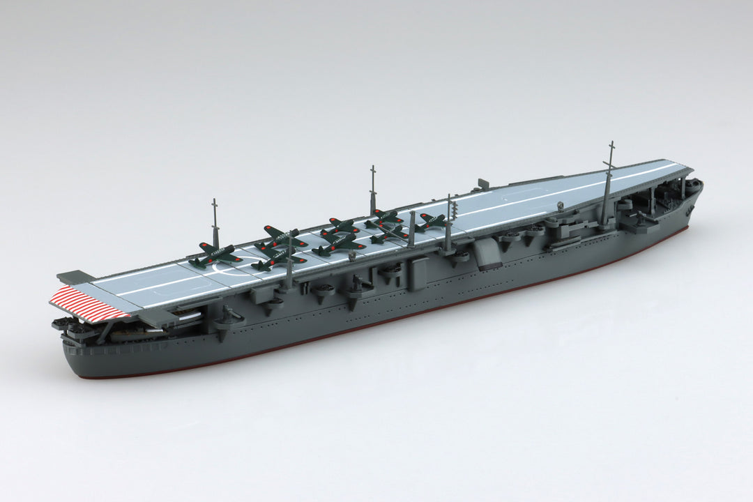 1/700 ウォーターライン 日本海軍 航空母艦 雲鷹