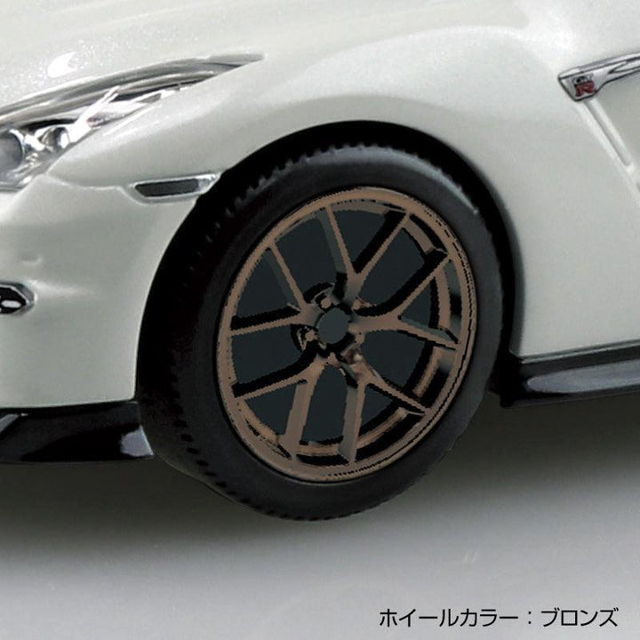 1/32 楽プラ スナップキット ニッサン R35 NISSAN GT-R 2024 カスタムホイール（ブリリアントホワイトパール）