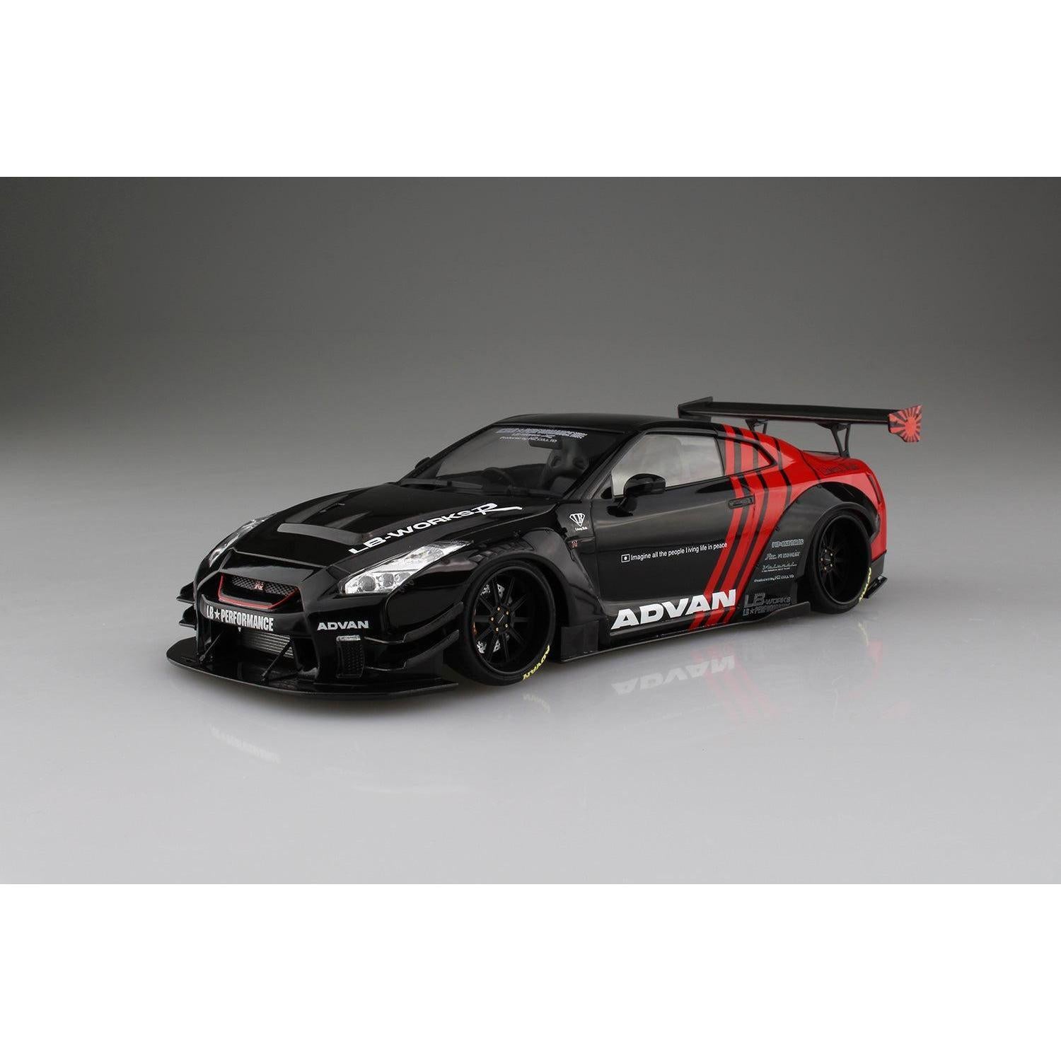 MINI GT リバティーウォーク R35GTR アドバンカラー MINIGT.com – Welcome to the World of 1:64!