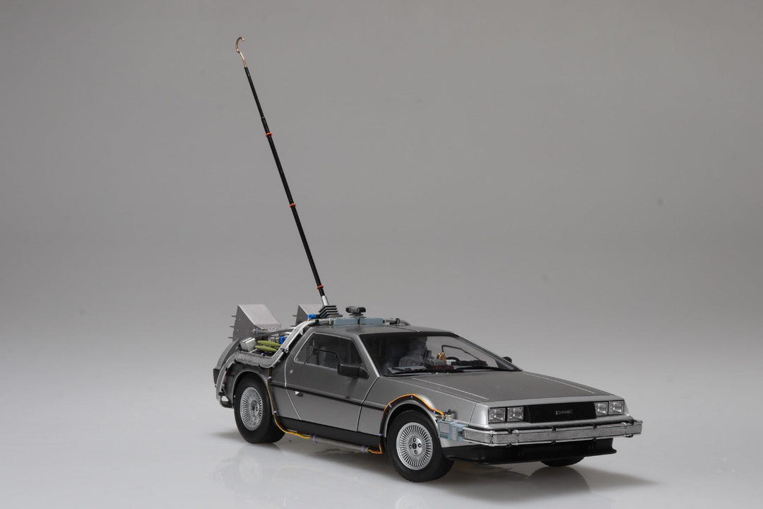 1/24 ムービーメカ バック・トゥ・ザ・フューチャー PartⅠ タイムマシン フィギュア付き