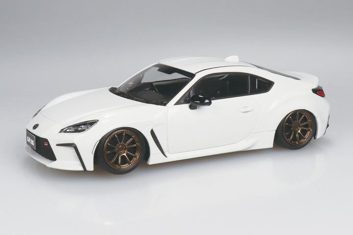 1/32 楽プラ スナップキット トヨタ GR86 2021 カスタムホイール（クリスタルホワイトパール）