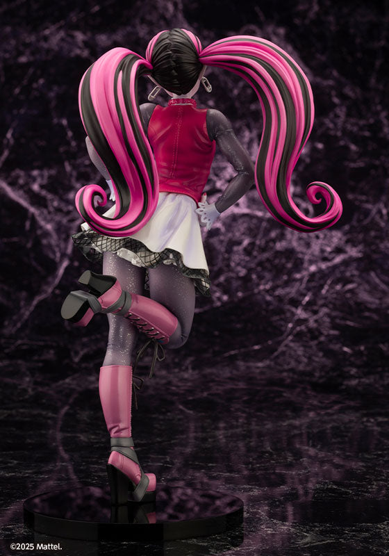 MONSTER HIGH™美少女 ドラキュローラ 1/7スケール