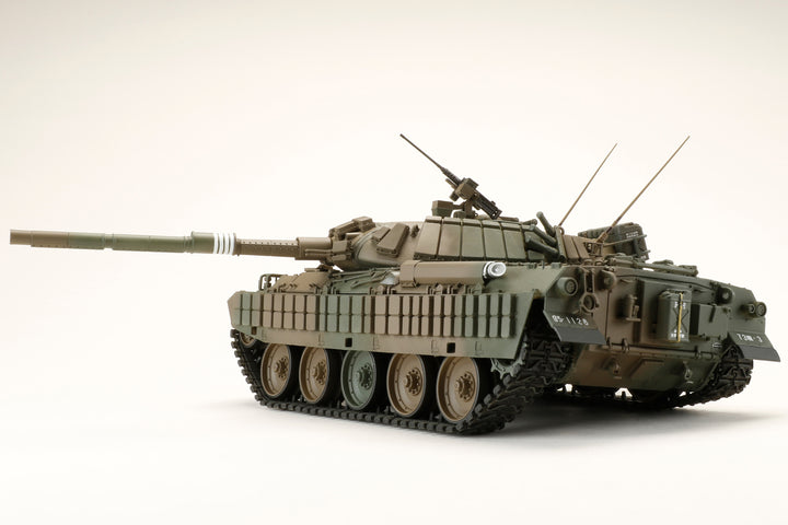 1/35 HJモデルキットシリーズ 74式戦車改リアクティブアーマー【バトルオーバー北海道Ver.】
