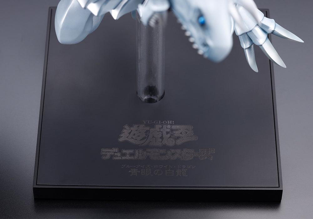 OSHI WORKS 青眼の白龍