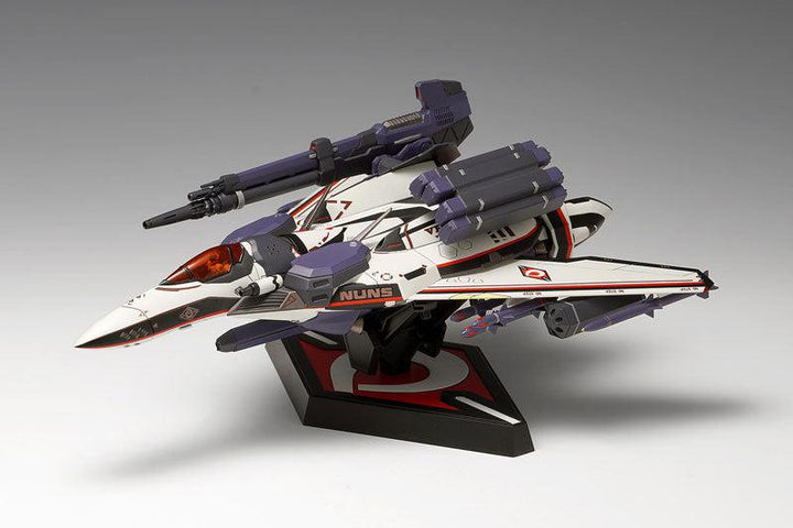 VF-171EX アーマードナイトメアプラス ［アルト機］ 1/12スケール