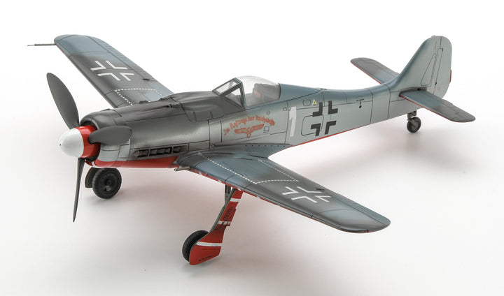 1/72 フォッケウルフ Fw190D-9 “第44戦闘団"