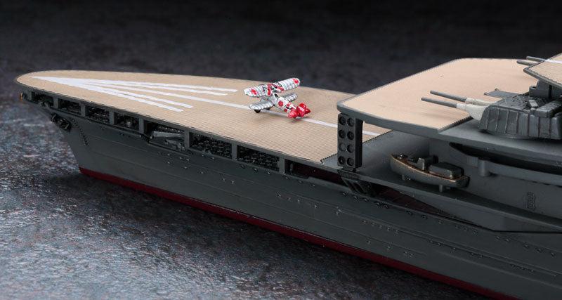 1/700 日本海軍 航空母艦 赤城 “三段甲板" w/艦載機セット(複葉機)