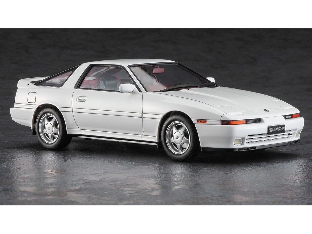 1/24 トヨタ スープラ A70 2.0GTツインターボ 1990 w/ガールズフィギュア